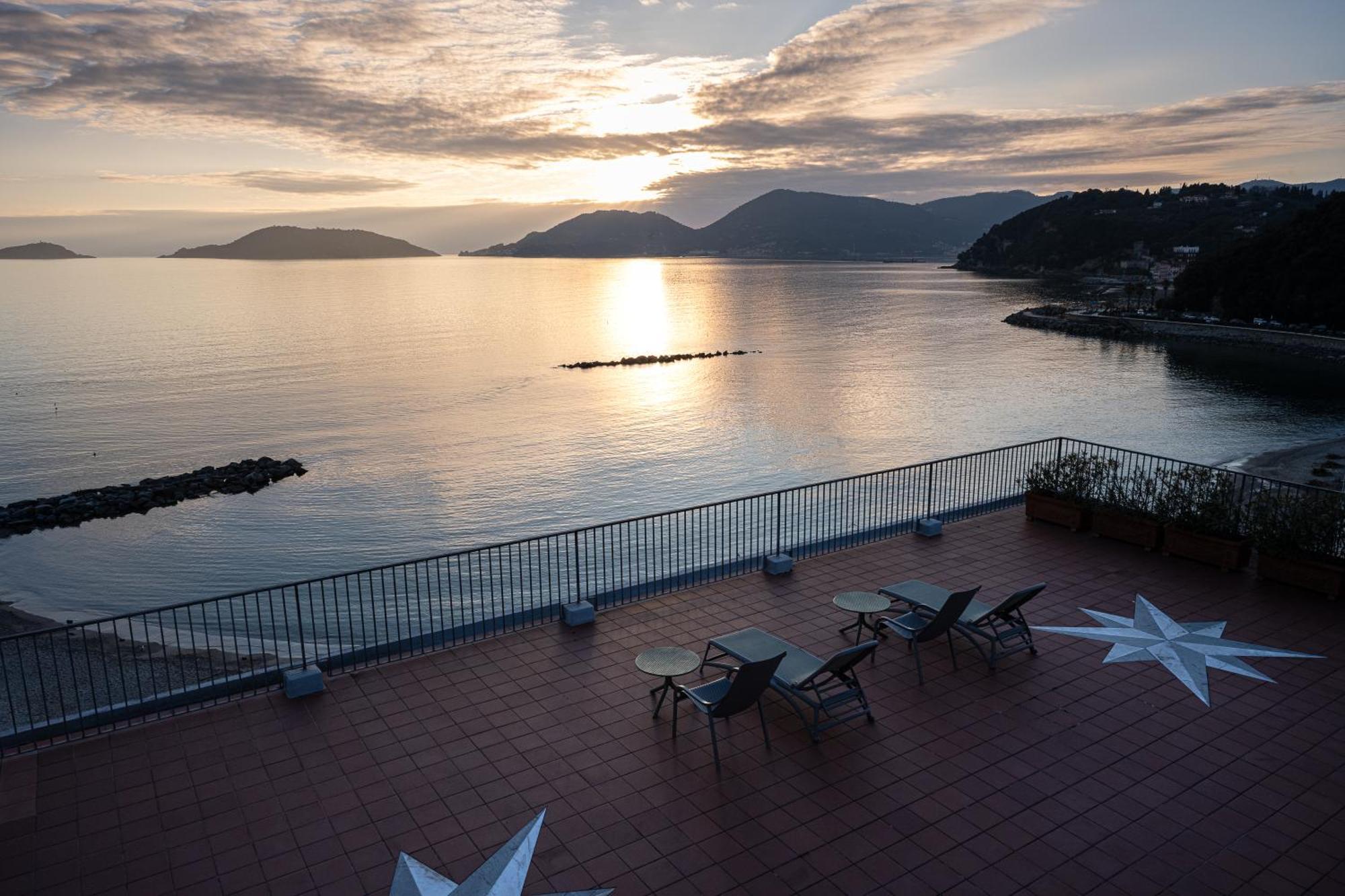 Hotel Venere Azzurra Lerici Esterno foto